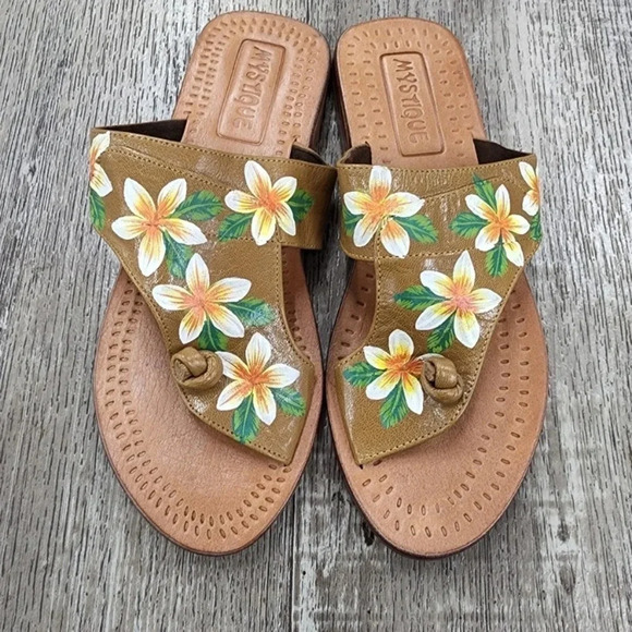 Mystique Boutique Hand Painted Leather Thong Sandals Size 6 - Picture 1 of 7